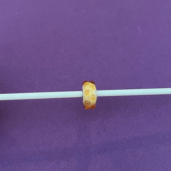 Trollbeads Jewelry - Trollbeads Golden Bud bead.